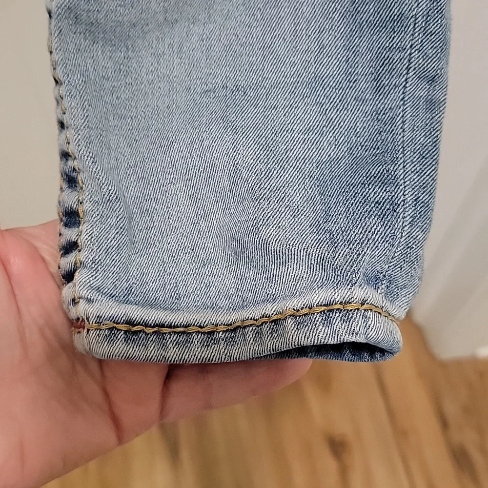 True Religion Women's Light Blue Skinny Jeans Size 26 - Picture 11 of 12